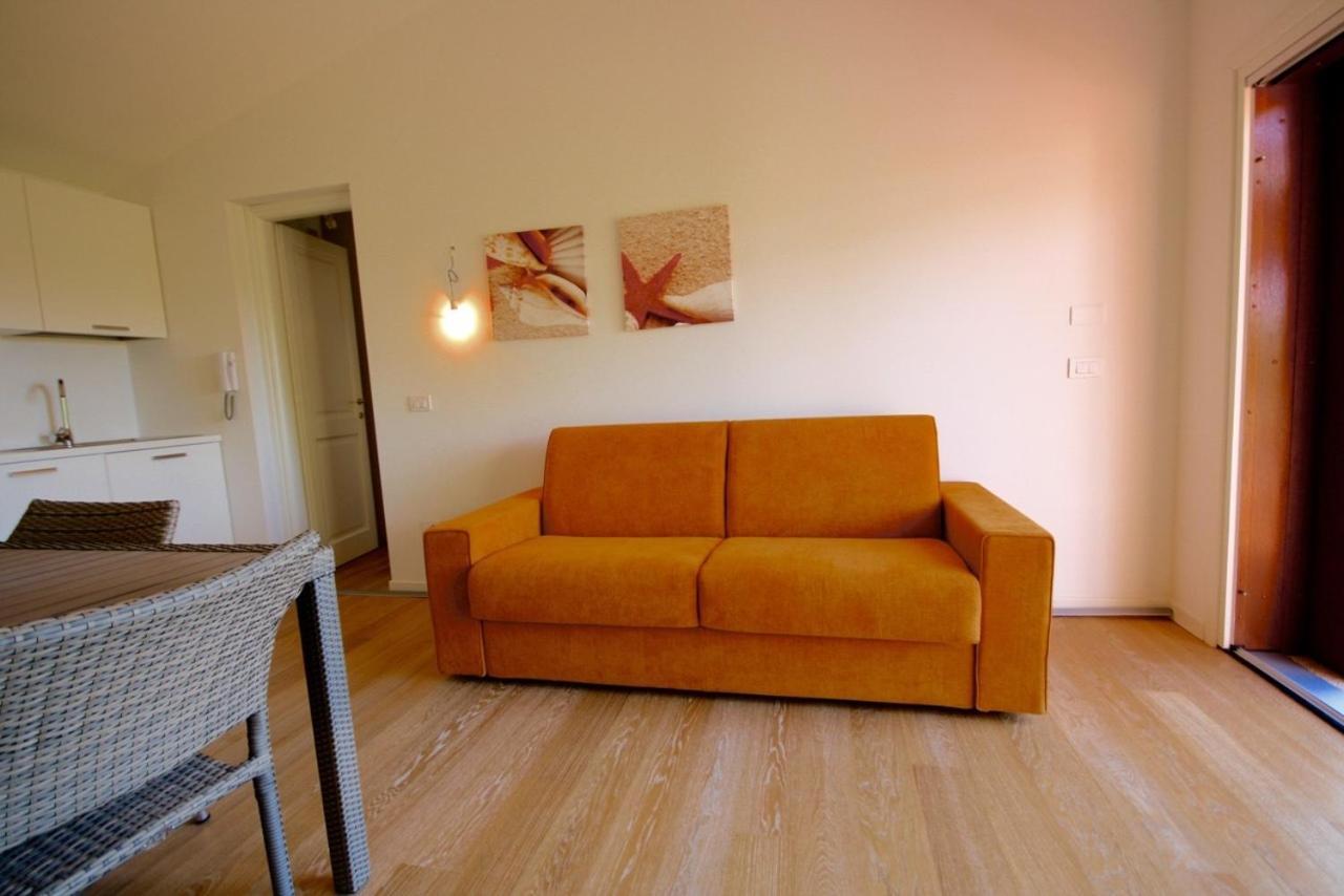Residenze Dei Fiori Villa Porto Rotondo Ruang foto