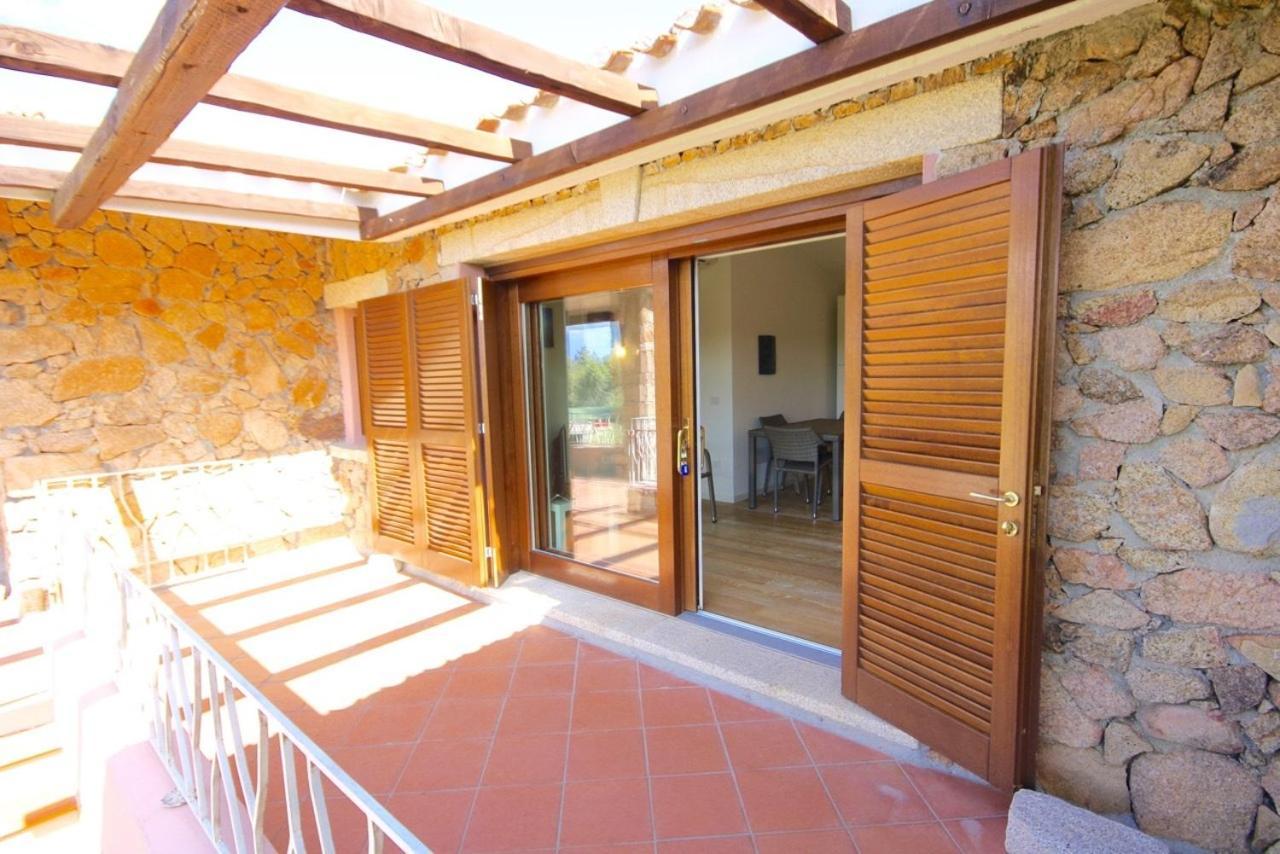 Residenze Dei Fiori Villa Porto Rotondo Ruang foto