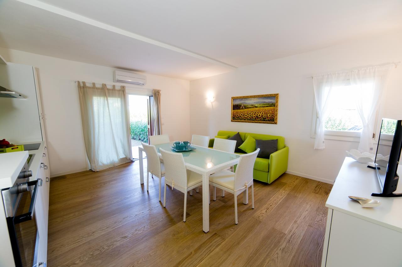 Residenze Dei Fiori Villa Porto Rotondo Bagian luar foto