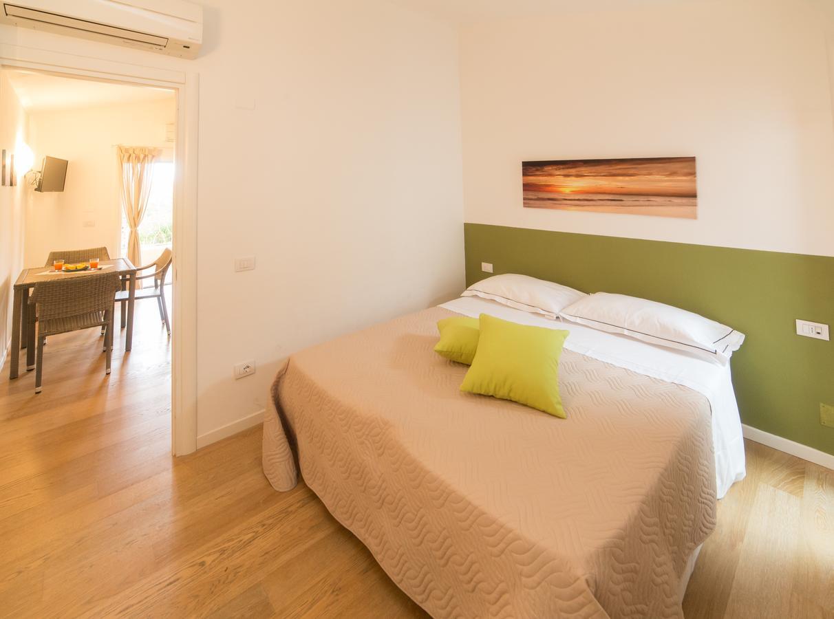 Residenze Dei Fiori Villa Porto Rotondo Bagian luar foto