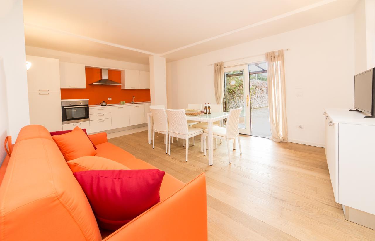 Residenze Dei Fiori Villa Porto Rotondo Bagian luar foto