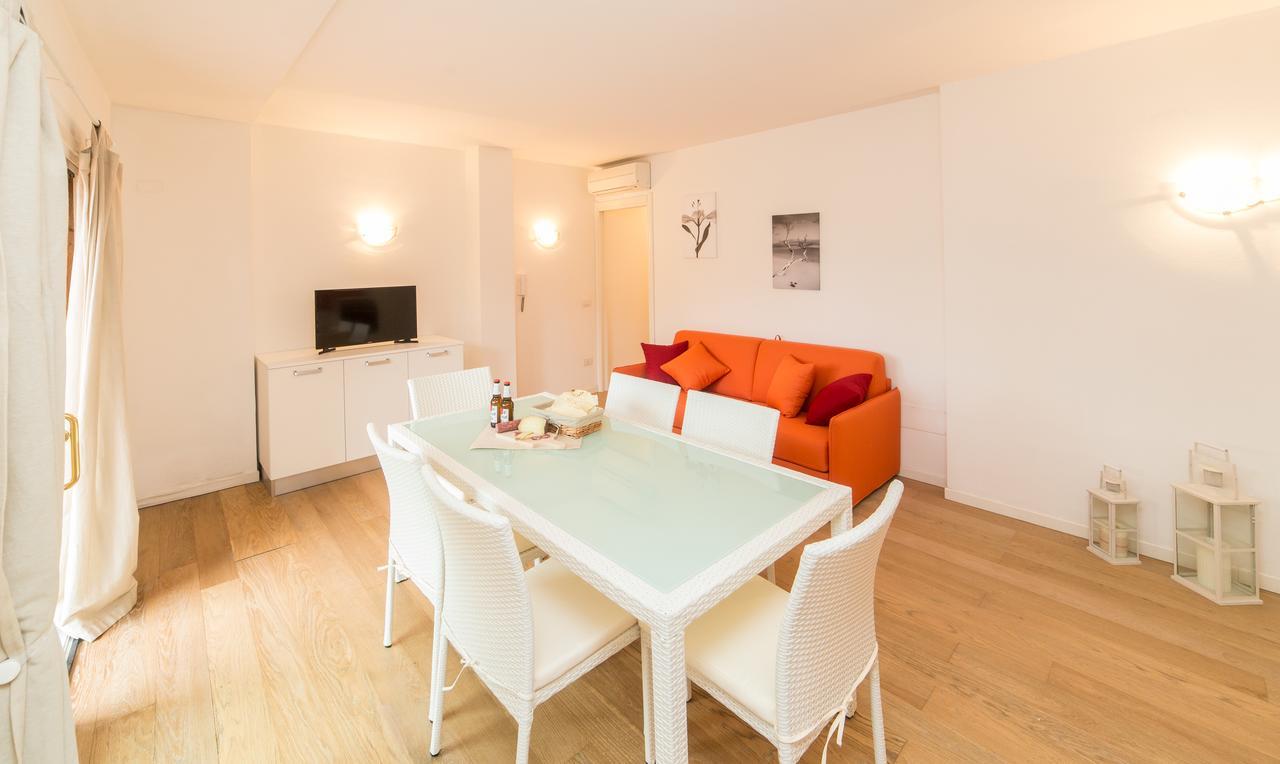 Residenze Dei Fiori Villa Porto Rotondo Bagian luar foto